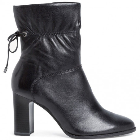 Tamaris black leather with high heel and drawstring