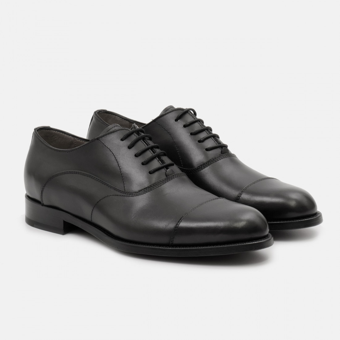 Calpierre Herren-Oxford-Schuh aus schwarzem Leder
