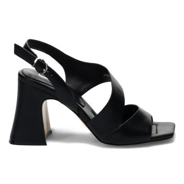 Jeannot heeled sandal in...