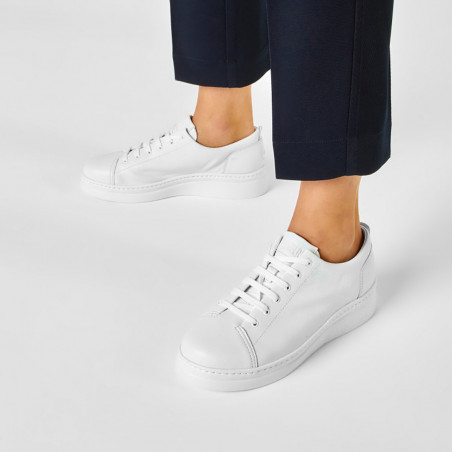 nyhed lager byrde Camper Runner Up sneakers for women in White leather