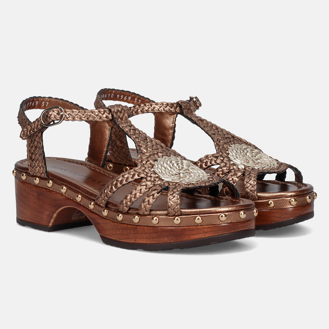 Bronze Pons Quintana Sabina clogs in woven leather