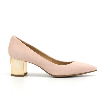 Medium heel Paloma soft pink suede Pump