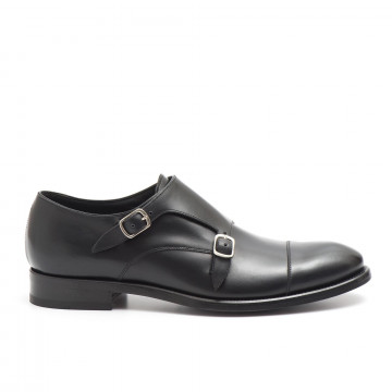 Wilton schoen in zwart leer met dubbele gesp