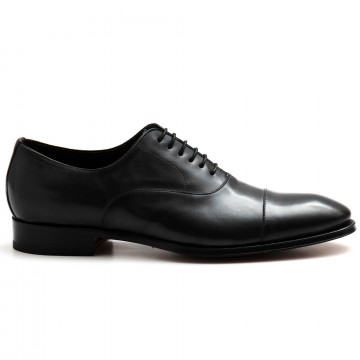 Elegant black leather J. Wilton oxford shoes