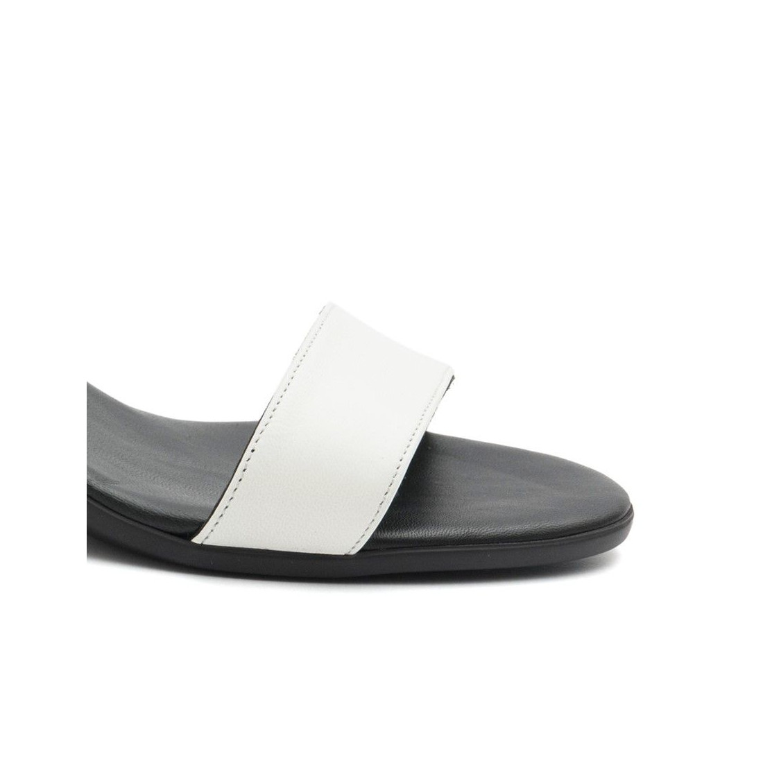 Medium heel Jemi sandals in white and black leather