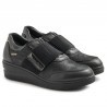 IGI & Co zwarte schoen met klittenband en gore-tex voering