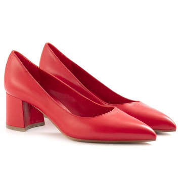 Red leather White D pointed pump with medium heel