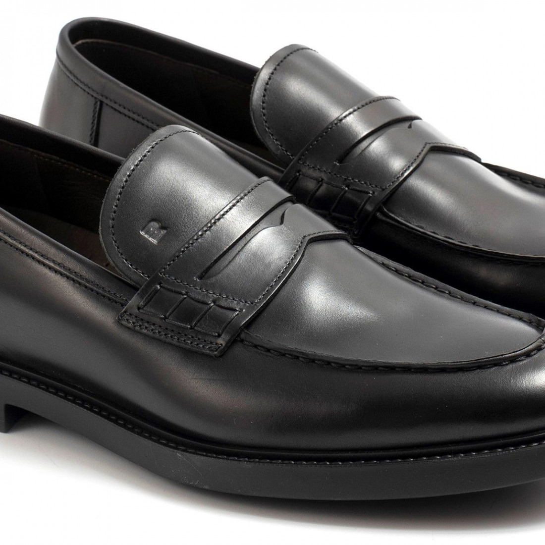 Black leather Fratelli Rossetti moccasins with footbed