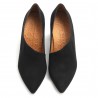 Zapato Chie Mihara Loa en ante negro con tacón burdeos