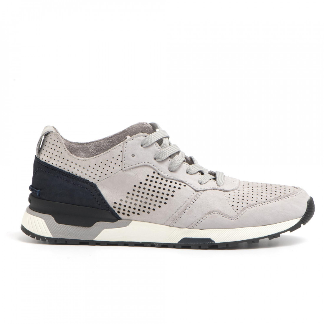 CHASE running in grey leather