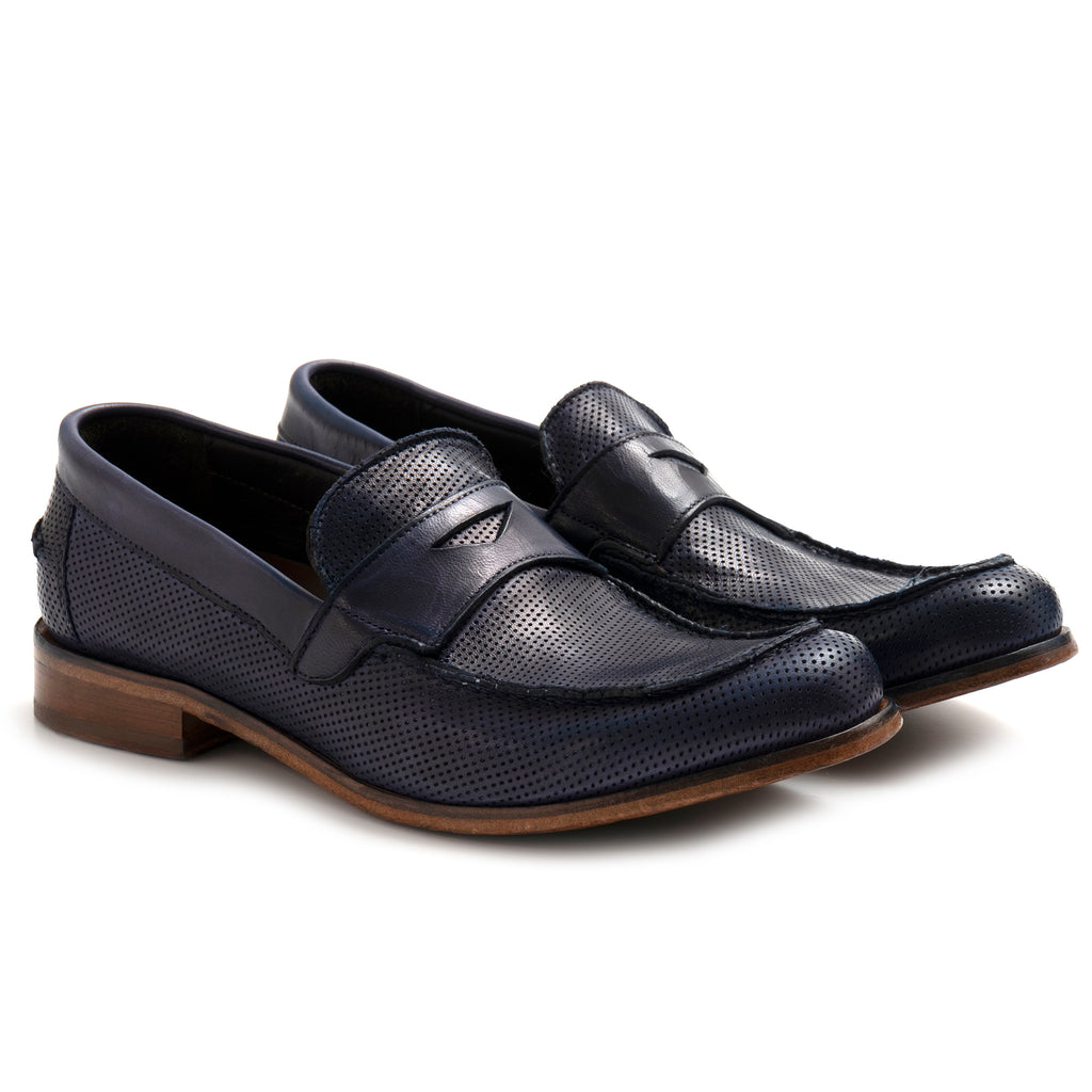 Mocasín hombre JP David en piel microperforada azul