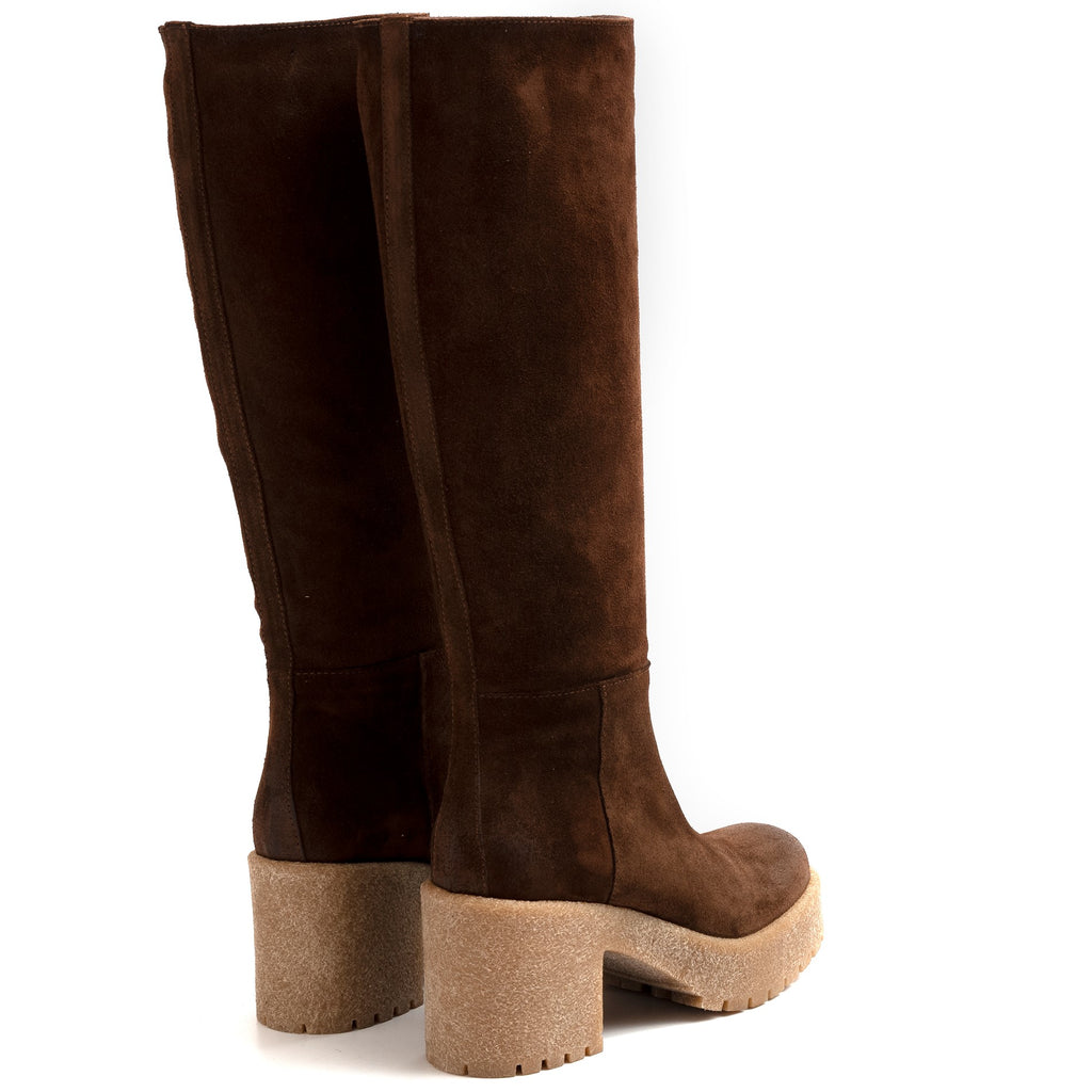 Les Tulipes brown suede heeled boot with sole