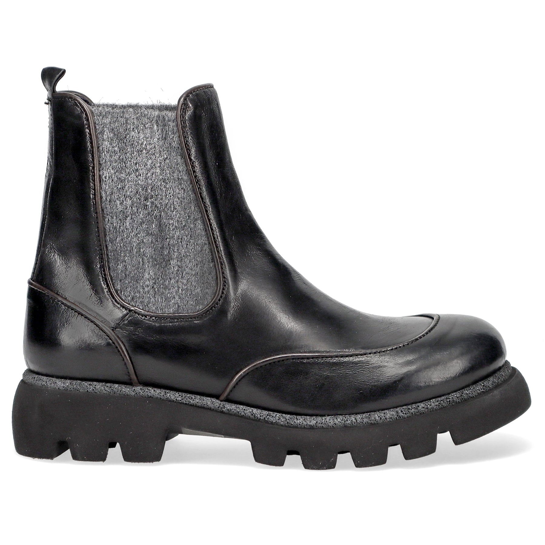 AI22---calpierre---DT426CANGLAU NERO