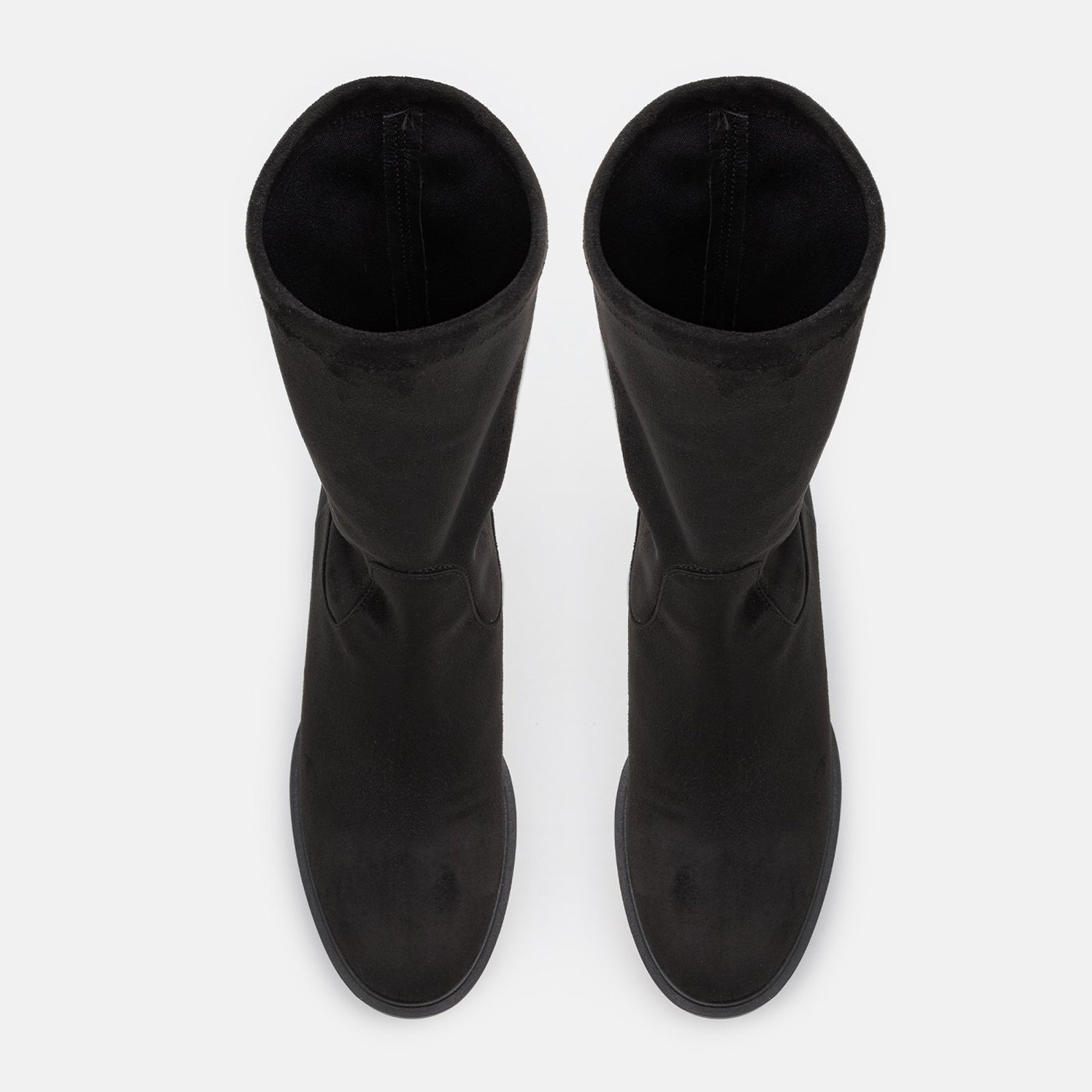 AI22---copenhagen---824VEGAN SUEDE BLACK_3_P