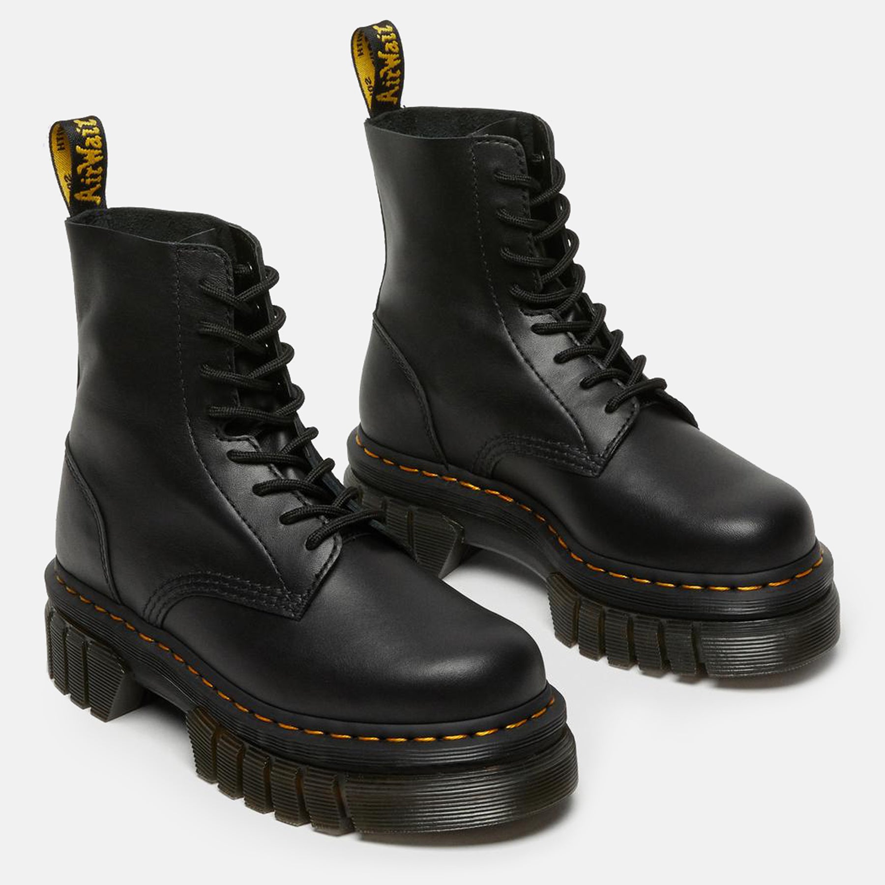AI22---drmartens---AUDRICK W8 EYE BOOT BLACK NAPPA LUX_2_P