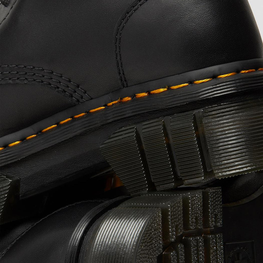 AI22---drmartens---AUDRICK W8 EYE BOOT BLACK NAPPA LUX_5_P
