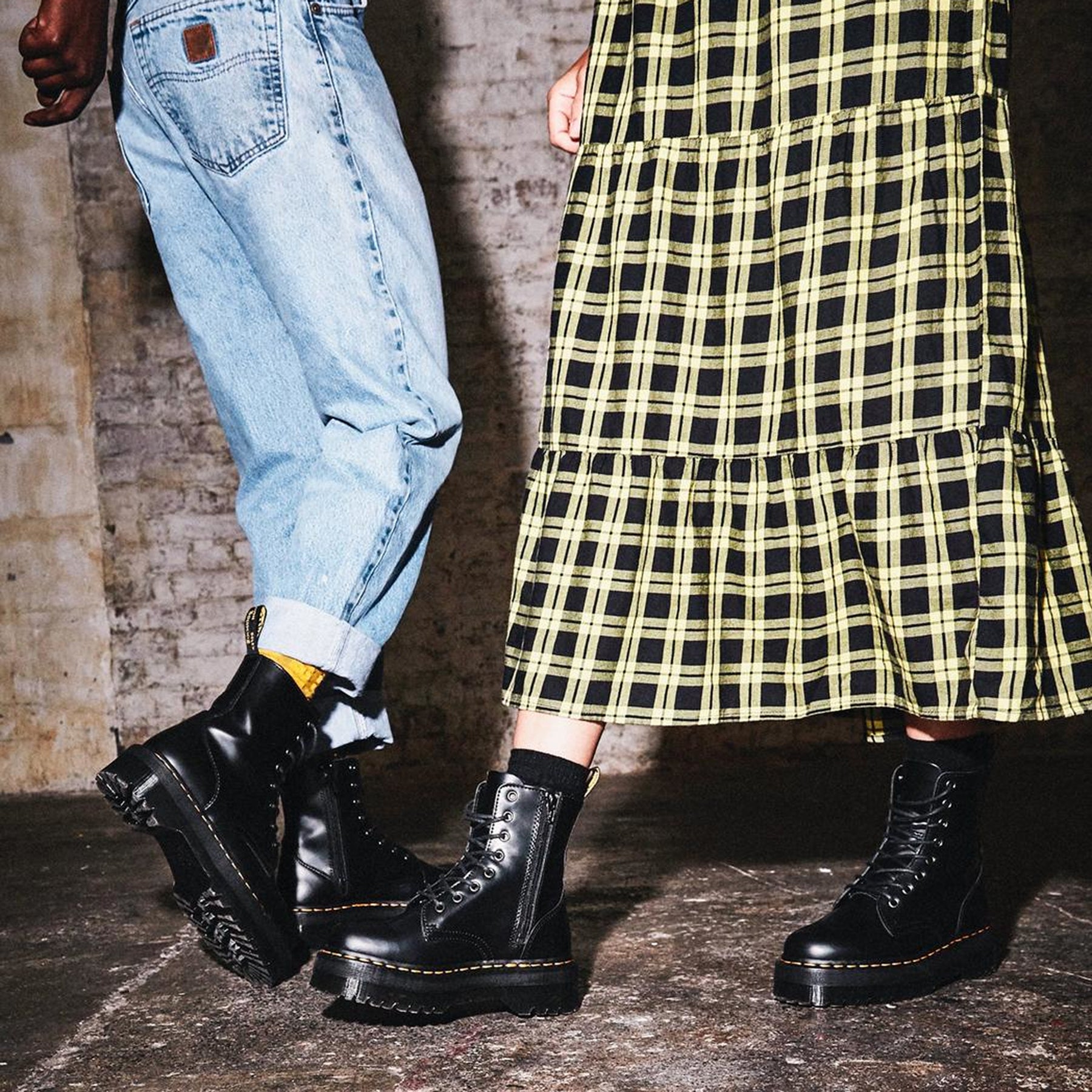 AI22---drmartens---JADONBLACK POLISHED_7_P