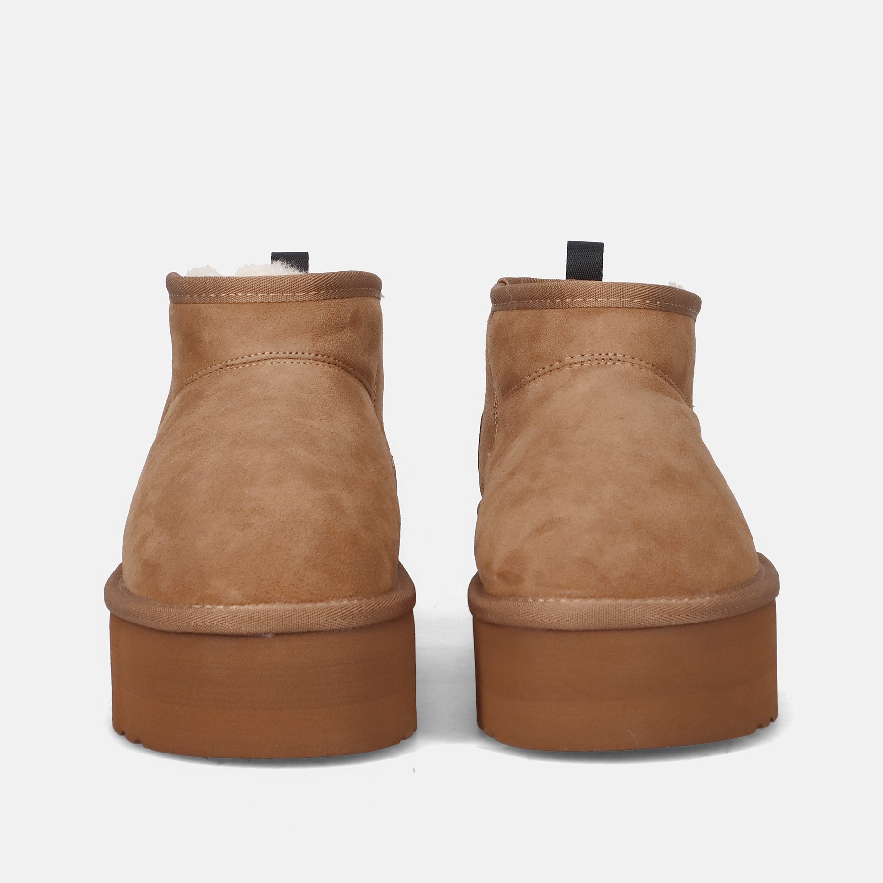 AI23---adno---AOW140000CHESTNUT_2_P