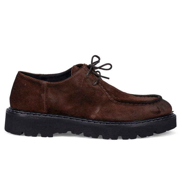 AI23---pawelks---22801YUKON CASTAGNO
