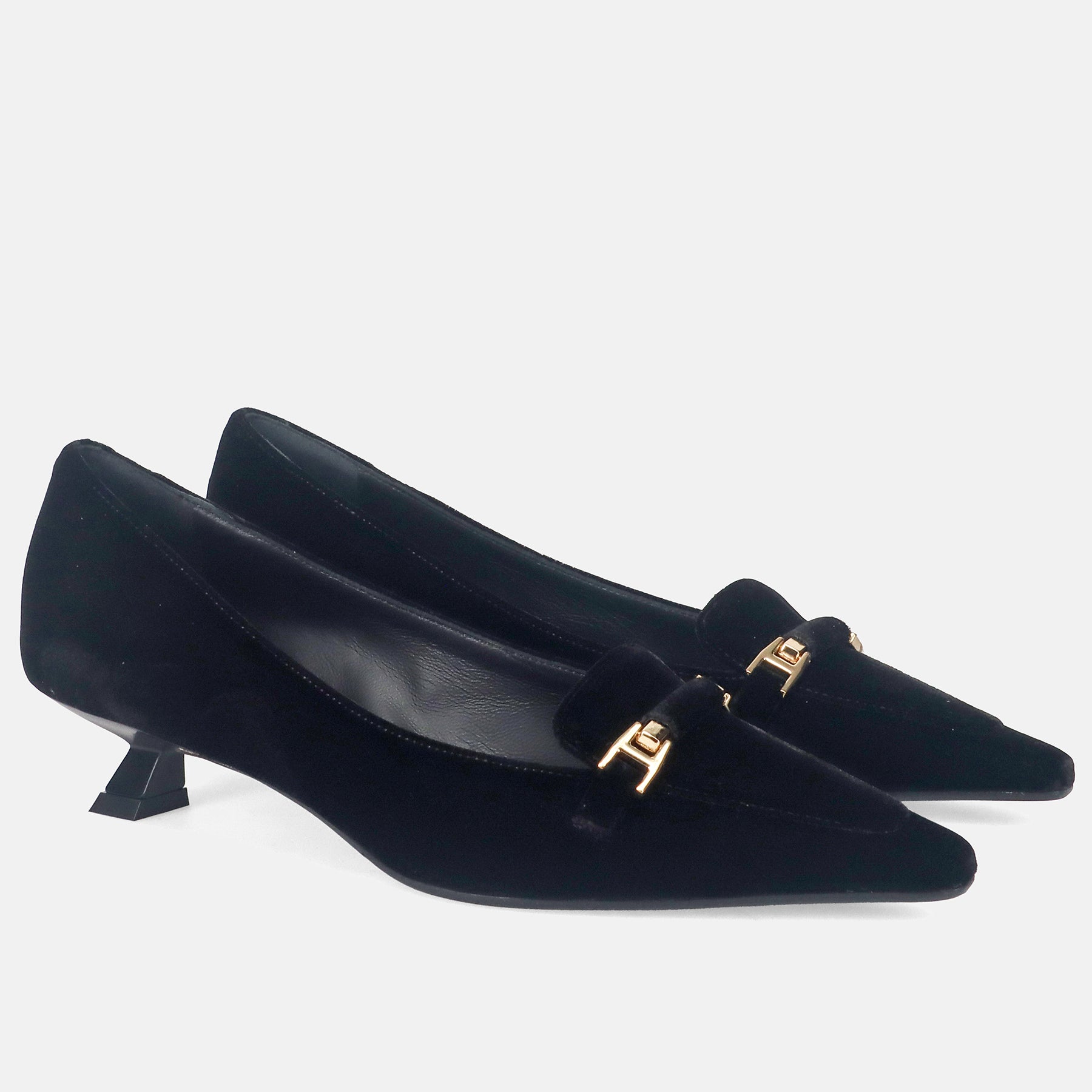 AI24---chantal---2405VELLUTO NERO_1_P