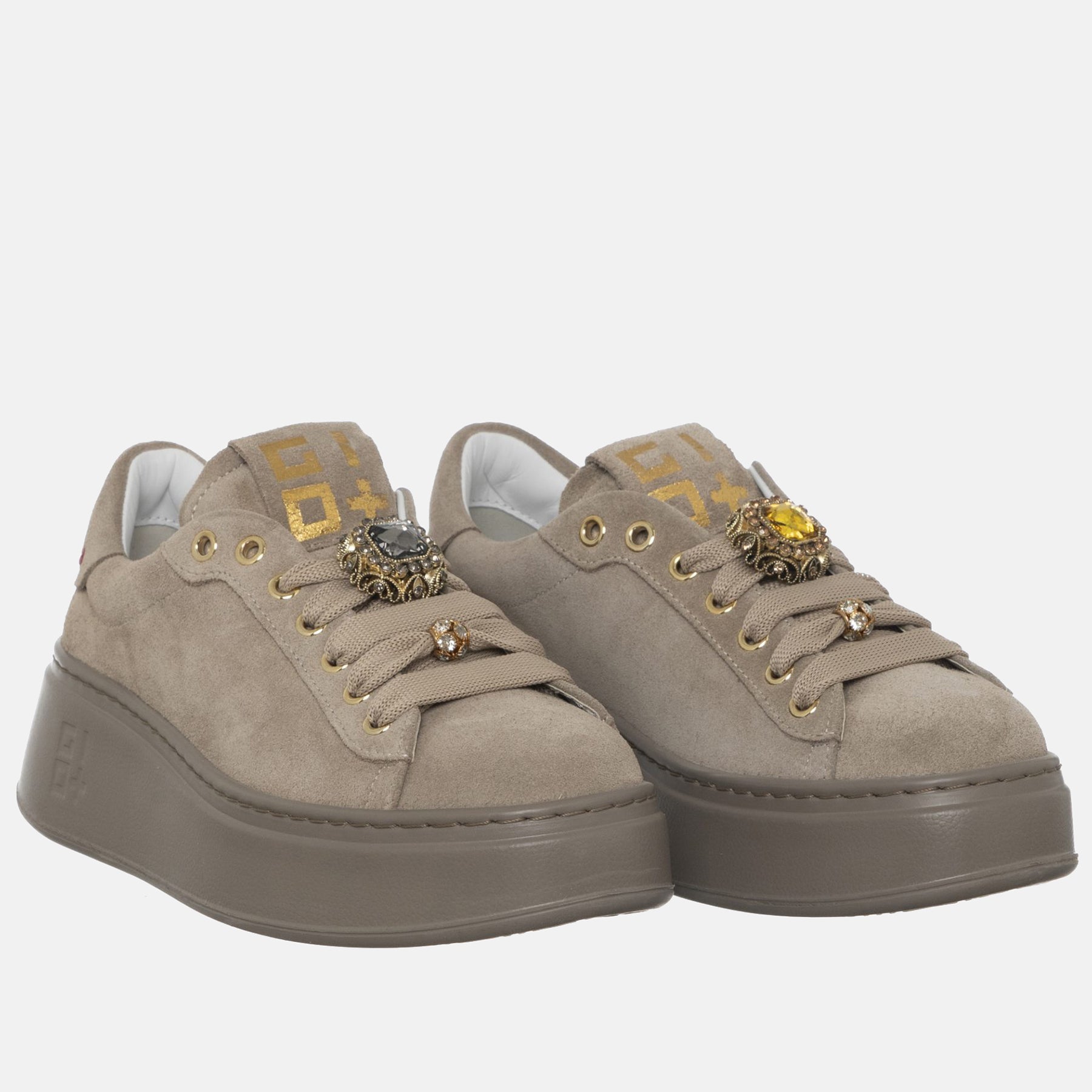 AI24---gio+---PIA250C_1_P