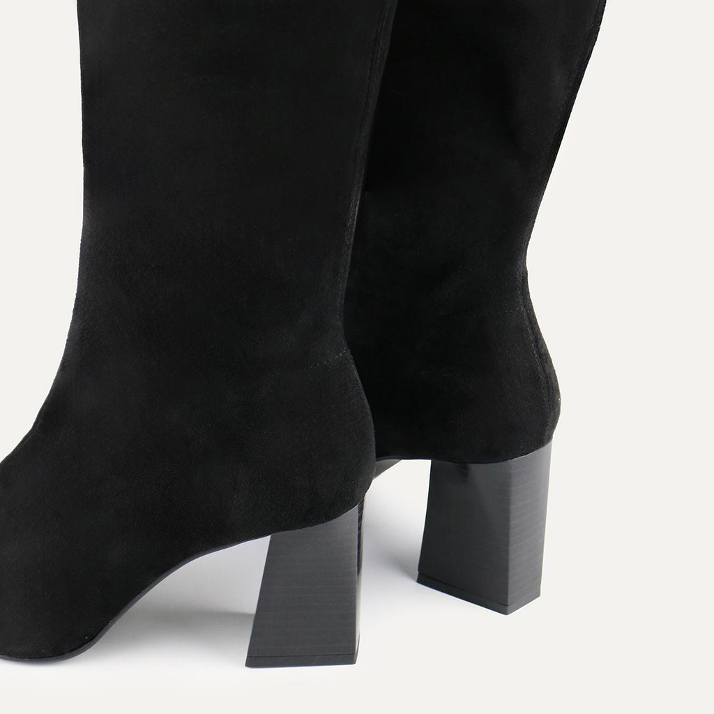 AI24---miss elastic---876130-AE05-NEGRO_3_P