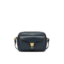 Sac caméra à bandoulière Coccinelle Beat Soft Small en cuir bleu minuit