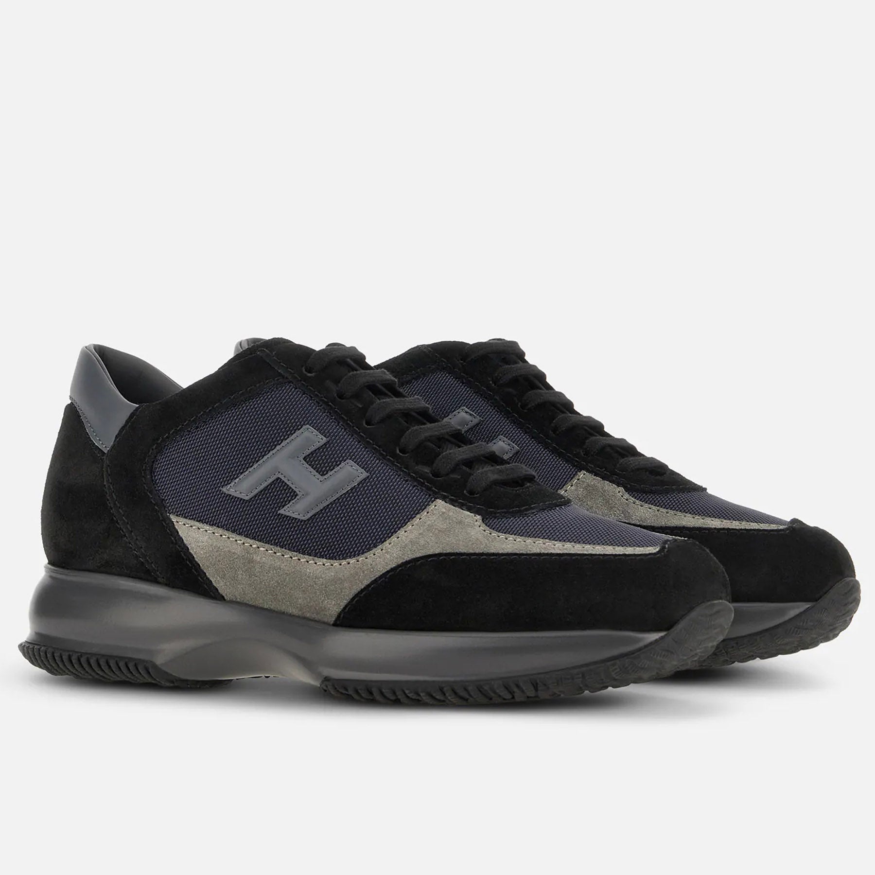 AI25---hogan---HXM00N0I980UGO418X_2_P