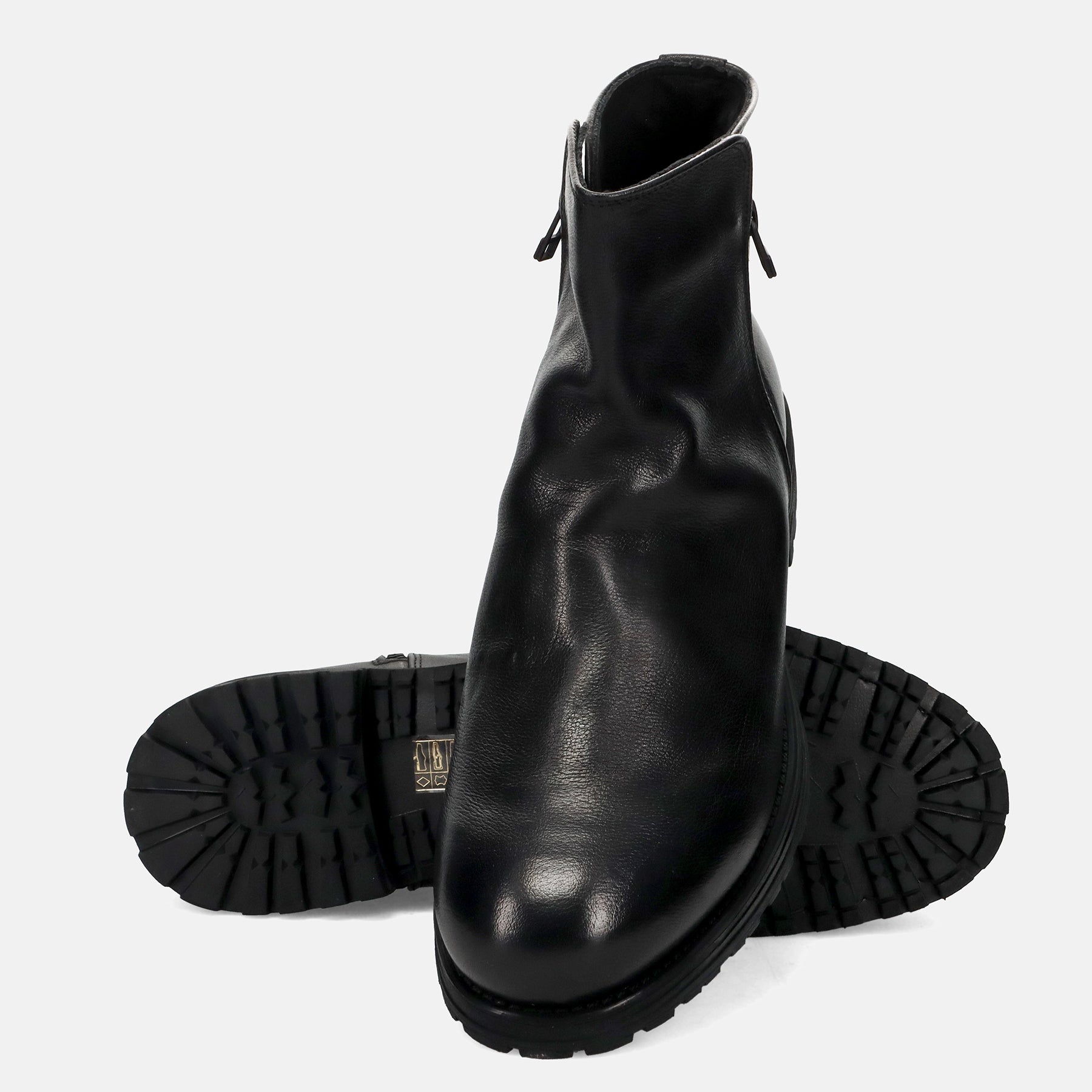AI25---pawelks---24230SIERRA NERO DEEP_3_P