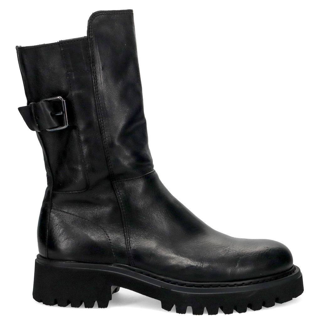 AI25---pawelks---W1157CALIF NERO