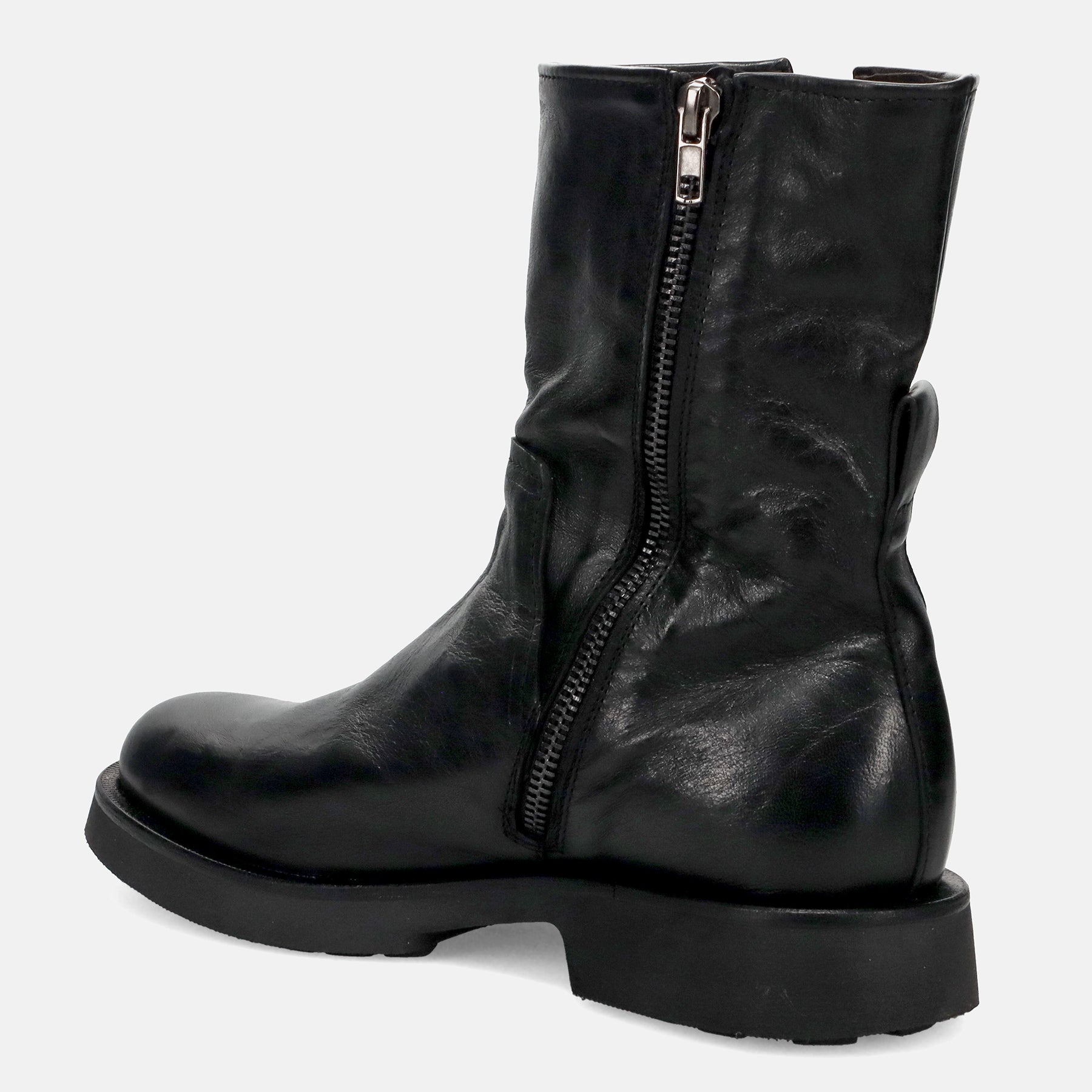 AI25---pawelks---W1172CALIF NERO_2_P