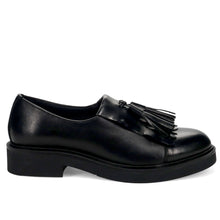 Slip-on tassels
