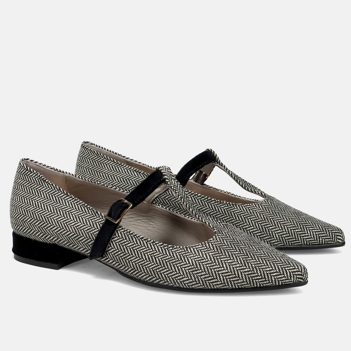 AI25---stringart---BL MJ BALLERINE CLOE_1_P