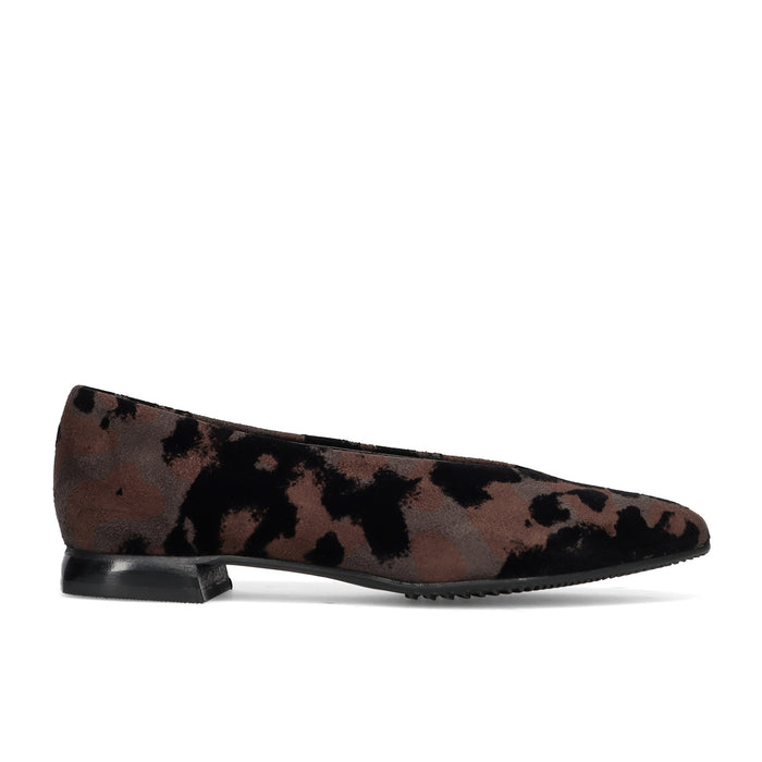 BRUNATE: Women's shoe in water-repellent suede with brown and black camouflage print