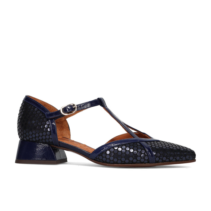CHIE MIHARA: Hidrow Mary Jane shoe in navy blue suede and patent leather with a low heel
