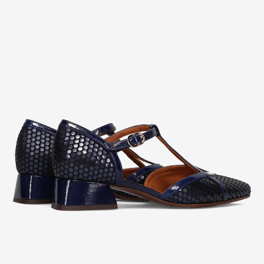 AI26---chie mihara---CM-HIDROW49MOONY NAVY_4_P