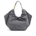 COCCINELLE: Große Hobo Tasche Smash aus Wildleder in Grau Stove