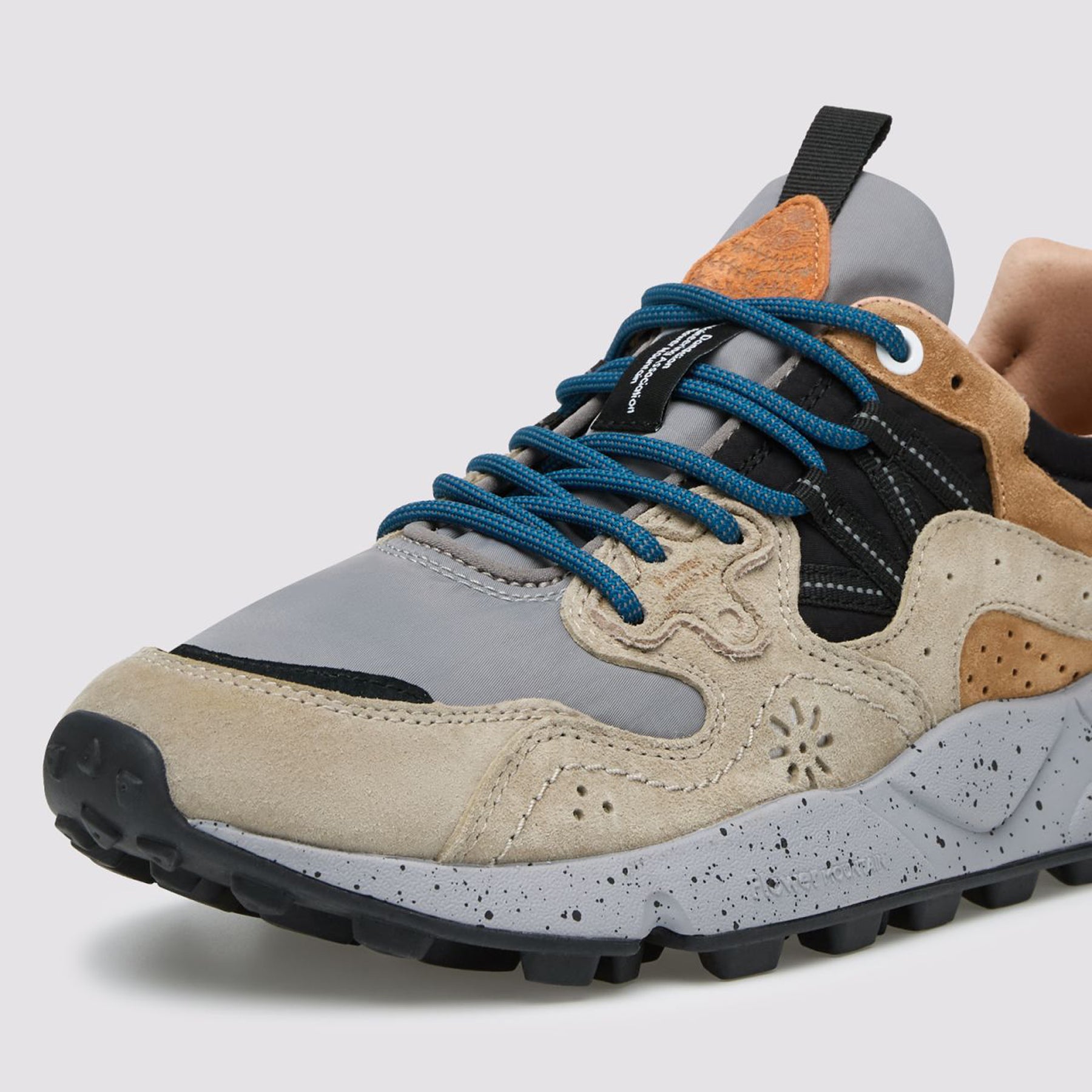 AI26---flower mountain---YAMANO 3 MANDARK BEIGE_4_P