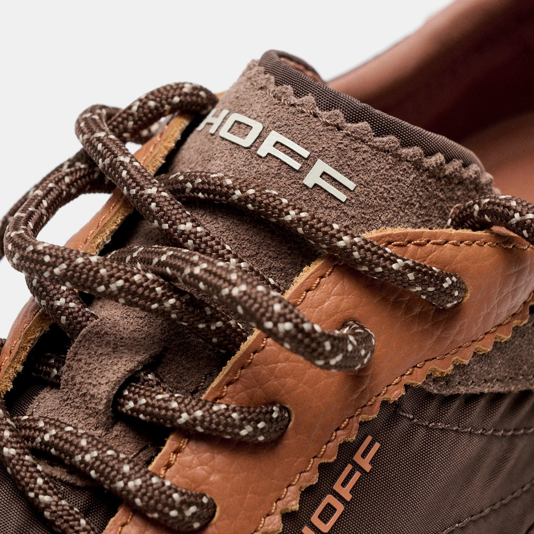 AI26---hoff---BRIDGE MKIIDARK BROWN_2_P
