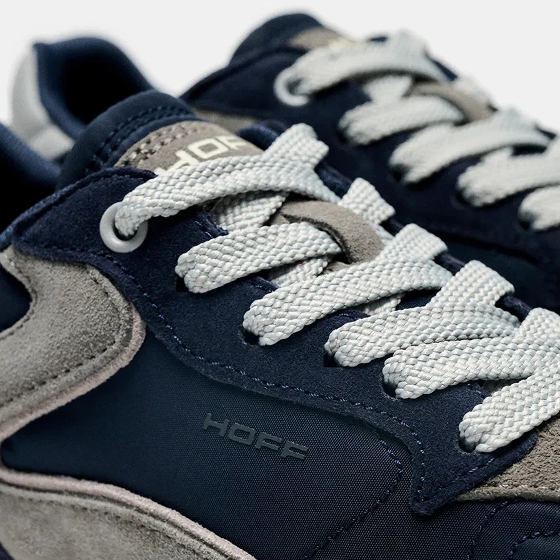 AI26---hoff---CITYDARK BLUE_4_P
