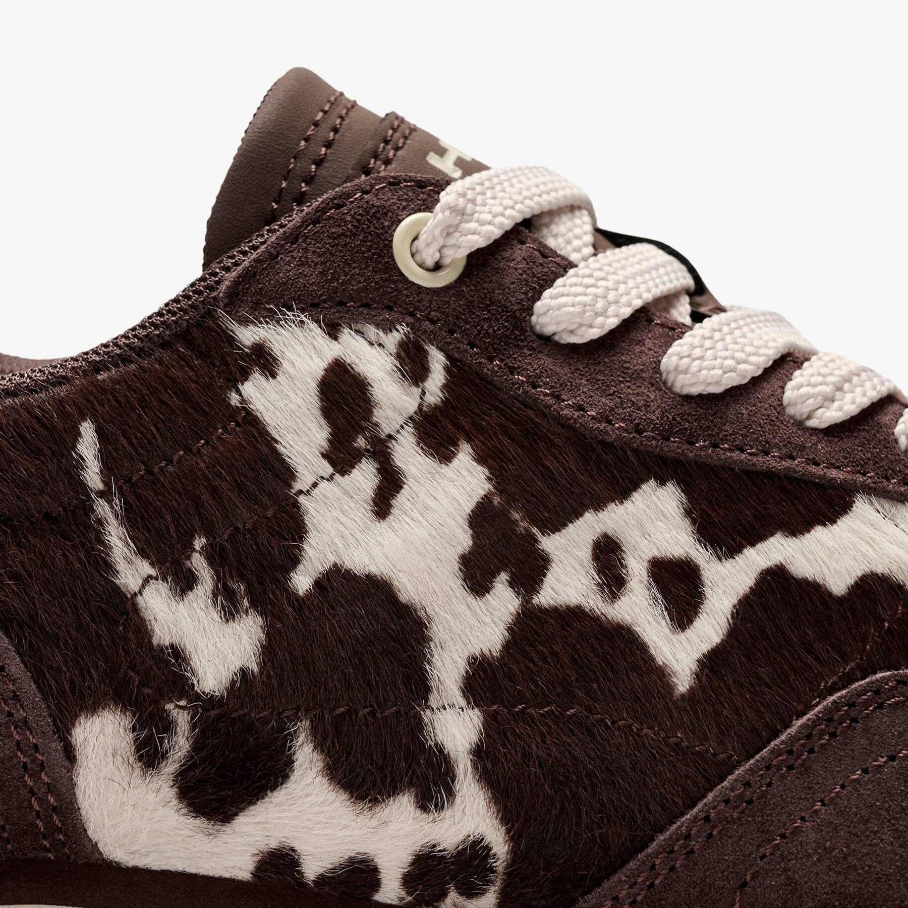 AI26---hoff---CITY WPRINT BROWN_4_P