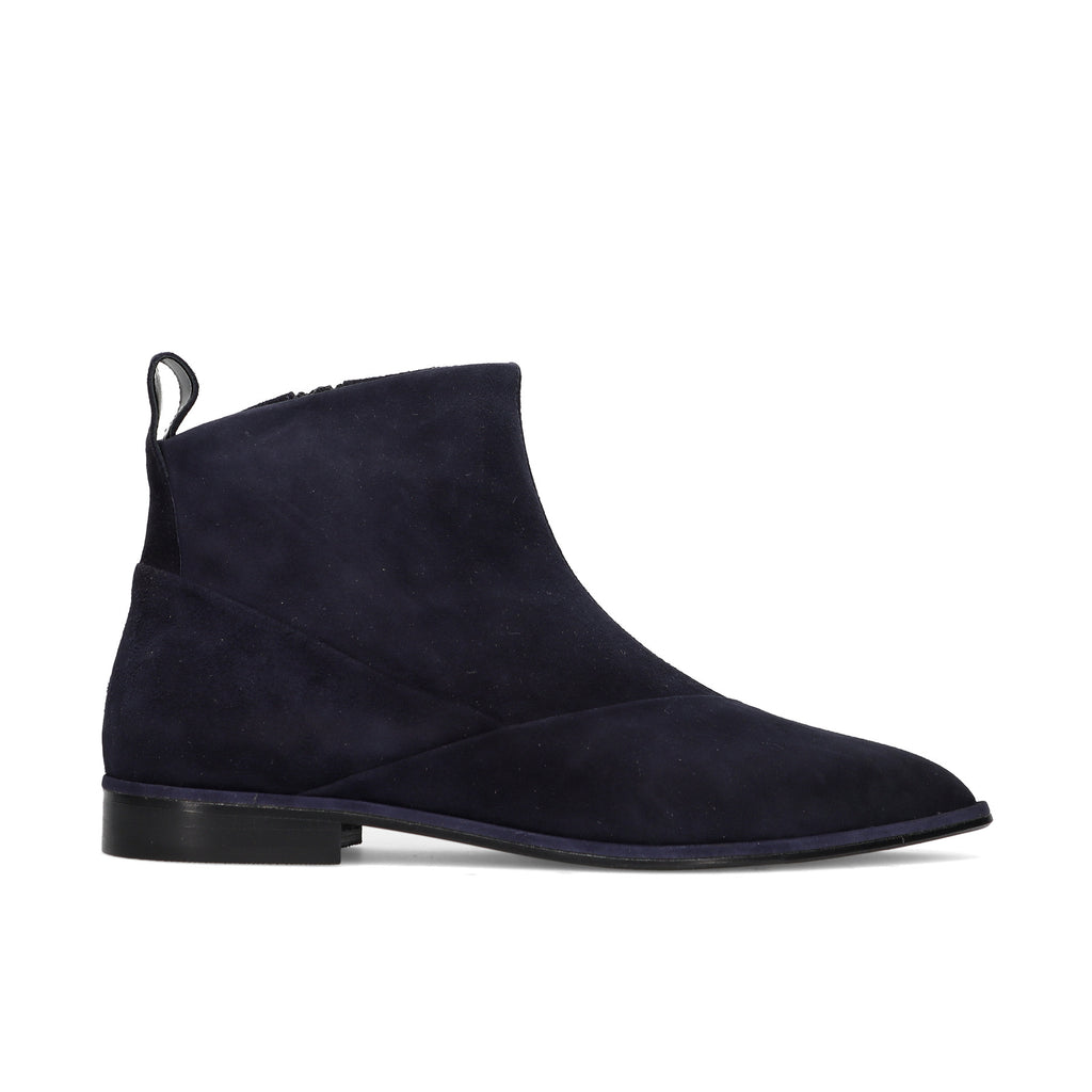 Napoleoni: Water-repellent grey suede ballerina flat with eyelets and lace