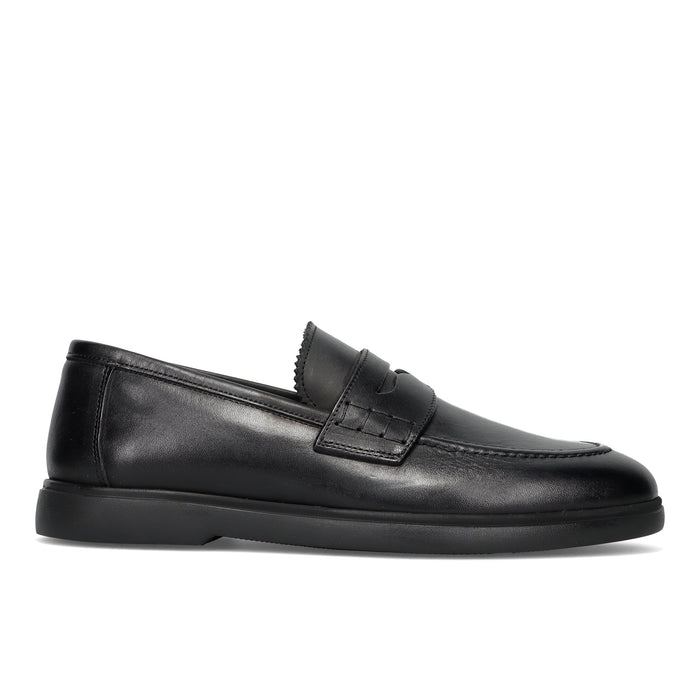 SANGIORGIO: Men's loafer in soft black buffalo leather with lightweight rubber sole