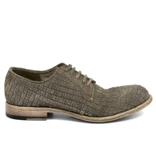 Camouflage woven derby