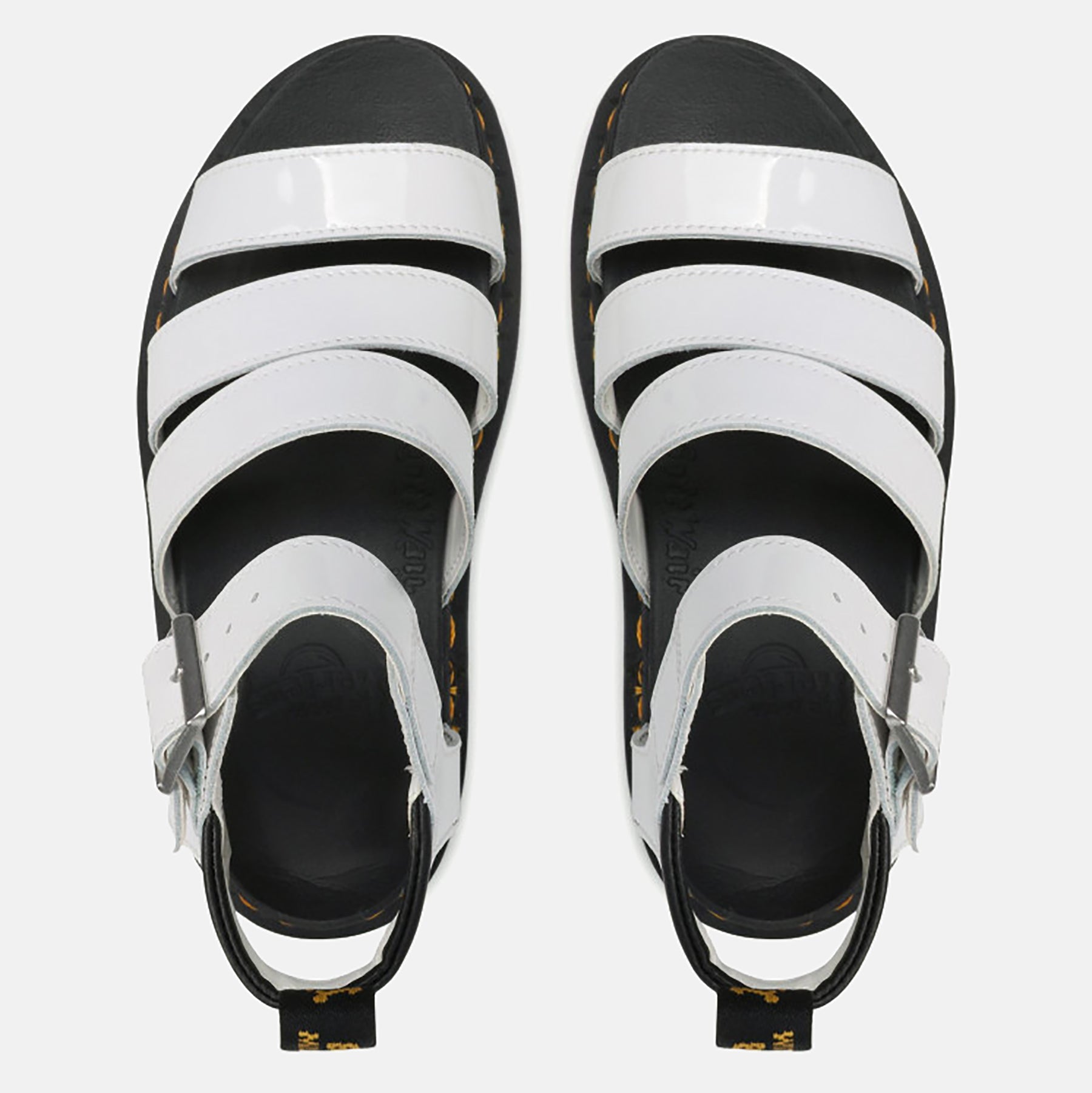 PE22---drmartens---BLAIRE SLIDEWHITE HYDRO LEATHER_2_P