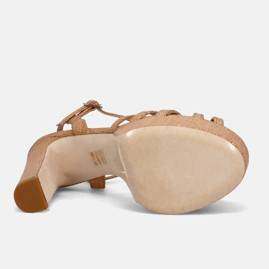 PE23---chantal---2002CAMEL_4_P