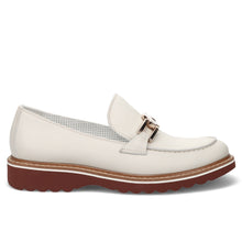 Mocasín de mujer officinevenete en piel blanca con hebilla