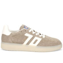 Boston beige suede