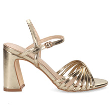 Sandales pour femme Cristin Celine en laminé or avec talon moyen confortable
