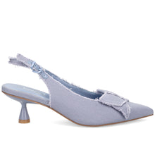 Damen-Slingback jeannot aus vintageblauem Stoff mit mittelhohem Spulenabsatz